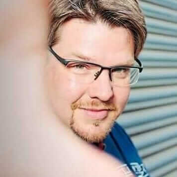 MEINUNG! Jan Hegenberg, erfolgreicher freier Musiker: "Werbung - das machen meine Fans!" MEINUNG! Jan Hegenberg, erfolgreicher freier Musiker: „Werbung – das machen meine Fans!“