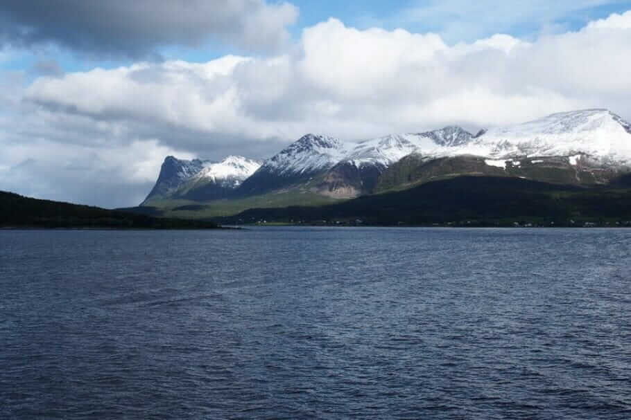 Die 5 Besten Tagung-Locations mit Panorama Blick: Alpen, Meer, Fjorde, Toscana {Leser-Reise-Tipp}