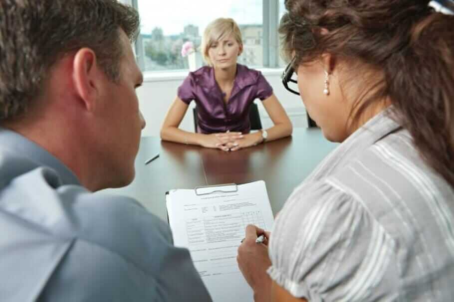 Schwierige Situationen im Vorstellungsgespräch unterschätzt: 7 typische Einwände richtig kontern Schwierige Situationen im Vorstellungsgespräch unterschätzt: 7 typische Einwände richtig kontern