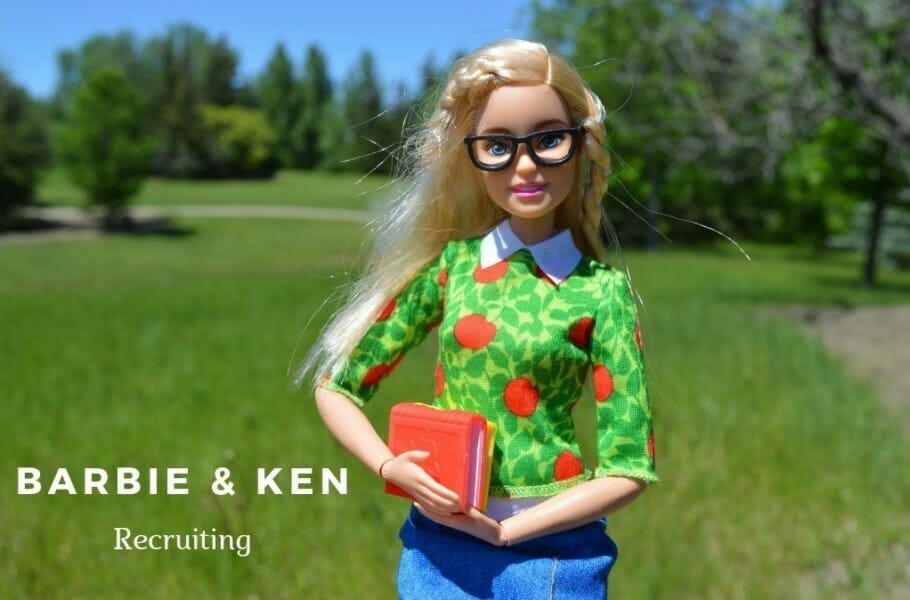 Recruiting vs. berufliche Neuorientierung: Wenn Barbie & Ken Personalentscheidungen treffen