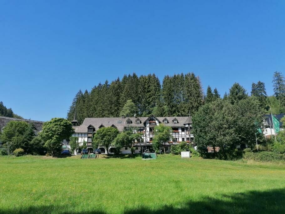 The 5 Best Gourmet Hotels for Meetings & Conferences in the Green {Reader's Travel Tip}