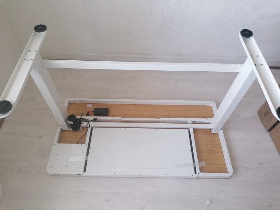 5 perfekte Tools für gesundes & ökologisches Arbeiten: Schreibtische, Solartaschen, Displays {Trend!-Products}