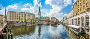 Die Kunst der zwischenmenschlichen Beziehungen: Eine Reise nach Hamburg zum besseren Verständnis