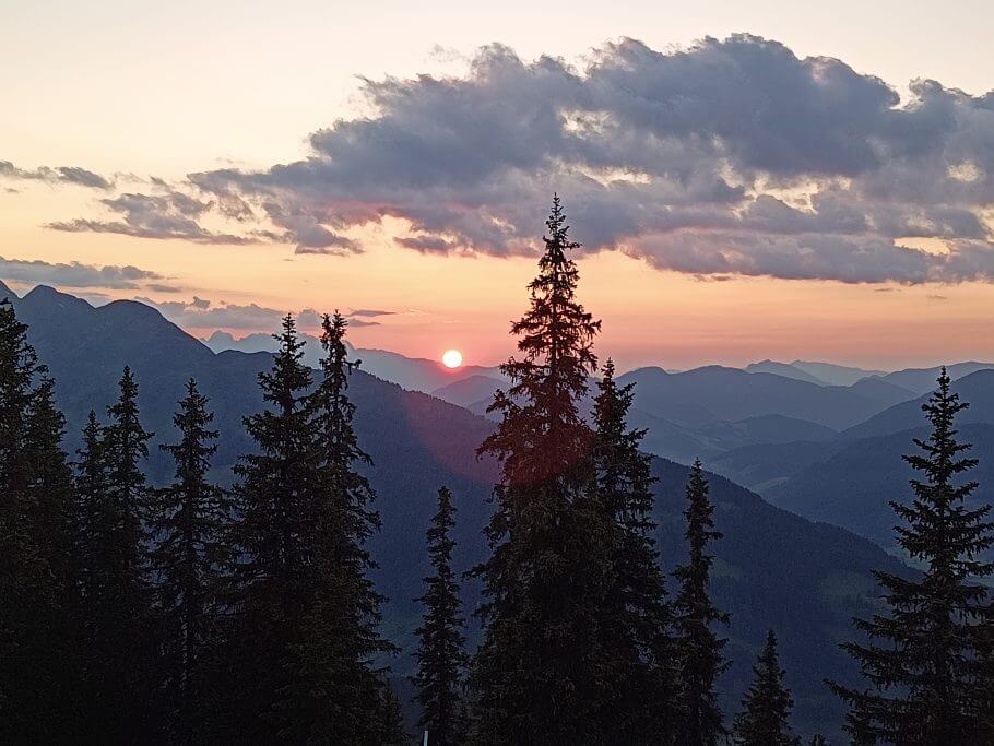 Mit Bikes, Booten, Gleitschirm & Kunst durch die Natur: 5 einzigartige Locations {Leser-Reise-Tipp}