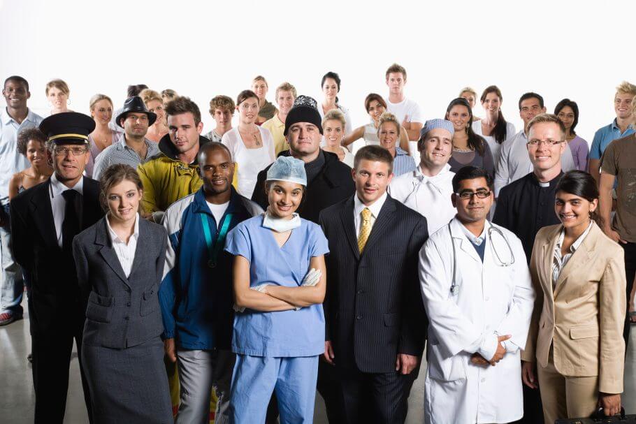 Nützliche Jobs vs. viel Geld verdienen: Soziale Berufe mit Zukunft oder Traumjob zum Abheben? 7 Tipps